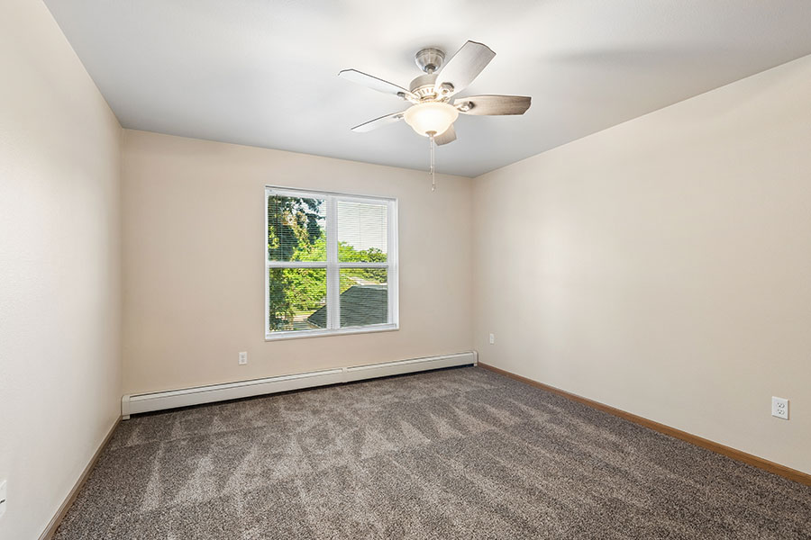 gallery-41-lakefront